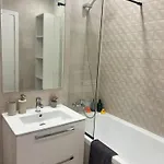 The Hills Premier アパート