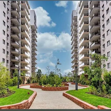 The Hills Premier ブカレスト