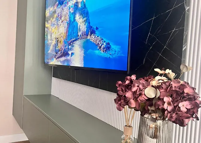 아파트 The Hills Premier 부쿠레슈티