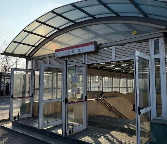 The Hills Premier * 부쿠레슈티